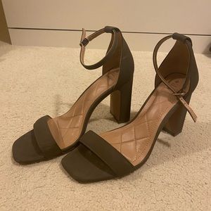 Brown Open Toe Heels. US Women’s 8.